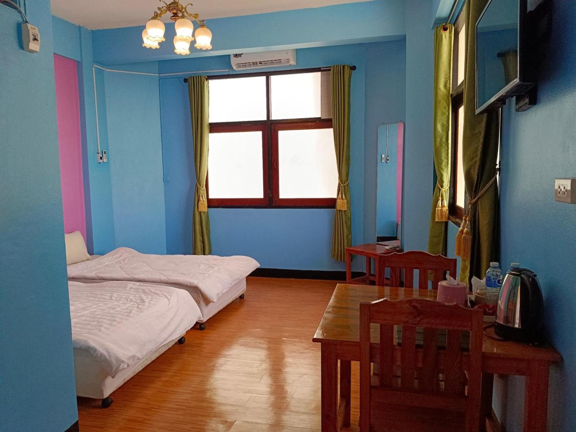 Royal Land Mae Klong Hotel Samut Songkhram Exteriör bild