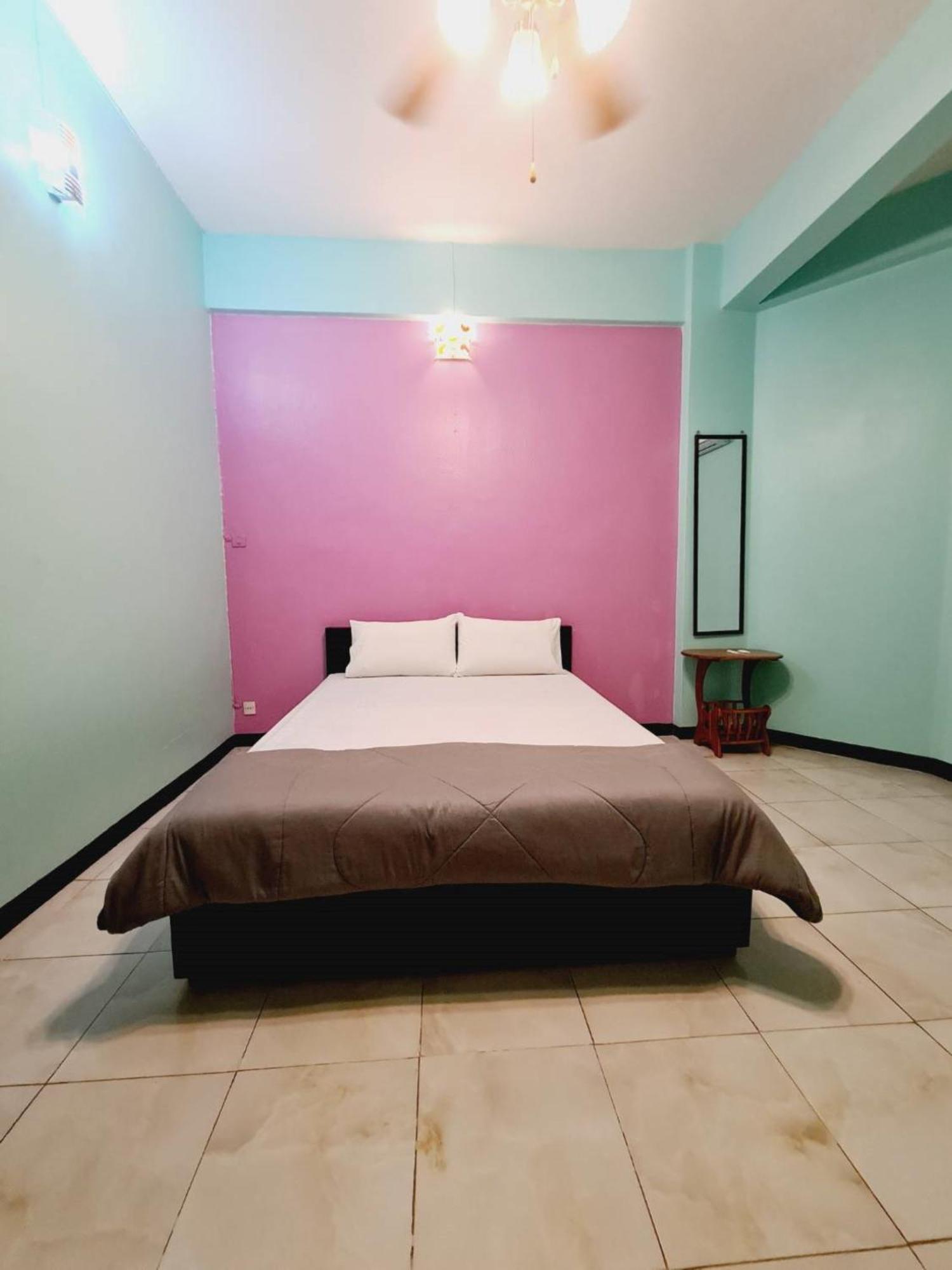 Royal Land Mae Klong Hotel Samut Songkhram Exteriör bild